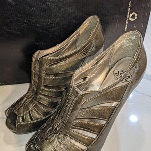 SM New York Metallic Pewter Heels US Size8.5